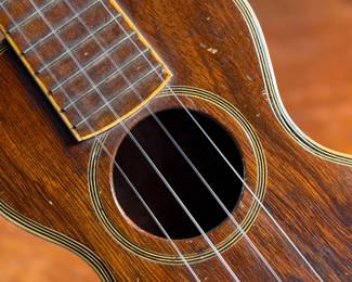 This lot features a Hollywood ukulele made by the Schireson Brothers in Los Angeles during the 1920s and 1930s.

