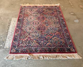 This lot features an authentic Karastan rug that measures, 72” H x 51” W. This rug comes from a pet friendly home.

