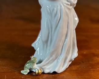 "Princess and the Frog", a sculpture designed by Lore Friedrich-Gronau for Rosenthal in the 1960s. Made in Germany and measures, 8” H x 4” W x 5” D.

