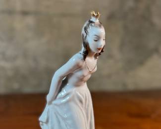 "Princess and the Frog", a sculpture designed by Lore Friedrich-Gronau for Rosenthal in the 1960s. Made in Germany and measures, 8” H x 4” W x 5” D.

