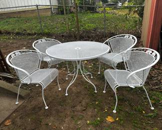 Patio furniture metal set