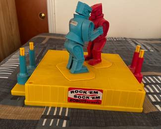 Vintage Rock 'Em Sock 'Em Robots toy