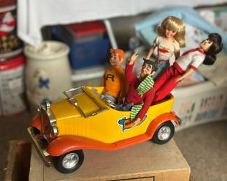 Vintage Archie figures and Jalopy