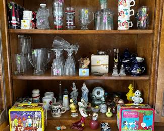 Glassward, knick-knacks, and vintage lunch boxes