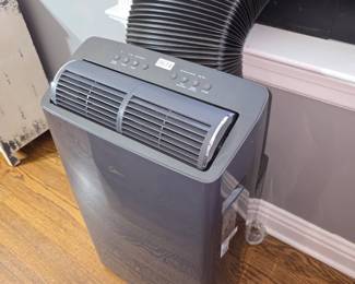 rOhHObUROyKFIq8SAv g