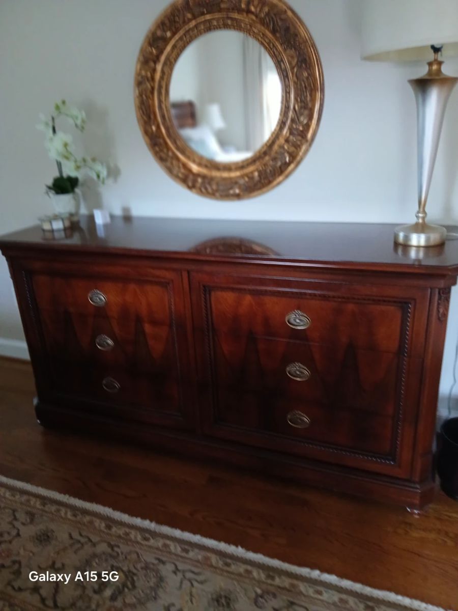 i.m.i Furniture Italy DALL feathered double dresser -