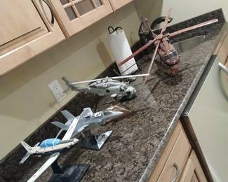 Lockheed models- Tagged at the sale