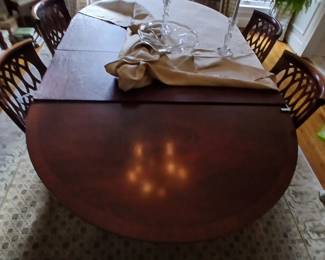 BAKER mahogany dining table, 6 chairs