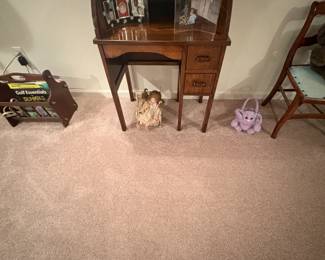 . . . cute child's rolltop desk (this item may or may not be in the sale -- owner still deciding