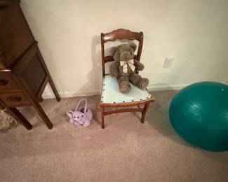 . . . cute child's desk