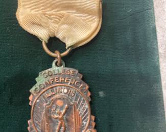 Nice selection of military, Civil War, WWI, Modern