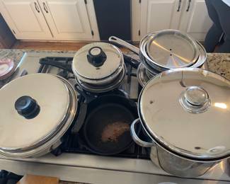 Stainless cookware