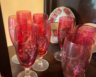 Cranberry glass wines