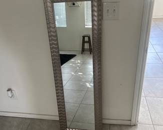 Full size hanging mirror