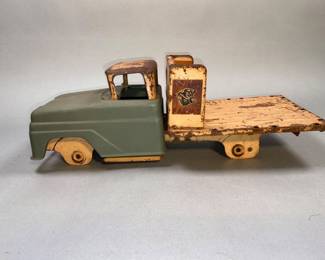 Tonka Farms Stake Truck