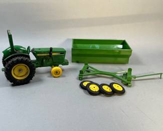 Ertl John Deere 950 and Flare Wagon