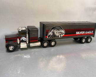 Ertl Peterbilt Silver Eagle Semi and Trailer