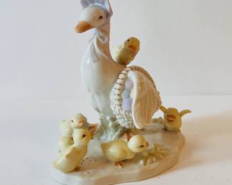 LENOX MOTHER GOOSE FIGURINE