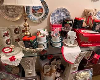 CHRISTMAS AND STATE PLATES