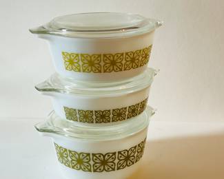 PYREX VERDE GREEN SQUARE FLOWERS CASSEROLE DISHES WITH LIDS
