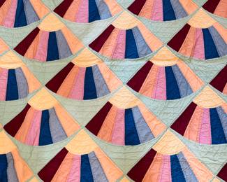 GRANDMOTHER'S FAN QUILT