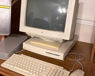 APPLE MAC VINTAGE COMPUTER SYSTEM