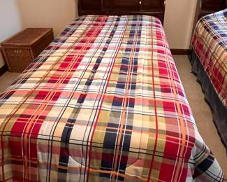 TWIN BED (TWO AVAILABLE)