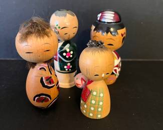 KOKESHI DOLLS