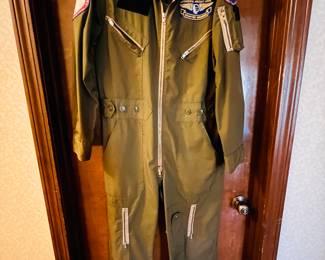 POWERED PARACHUTE FLIGHT SUIT