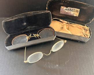 ANTIQUE GLASSES