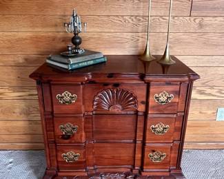 PULASKI FURNITURE CHEST