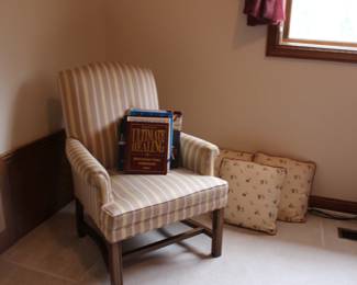 Side Chair, Throw Pillows