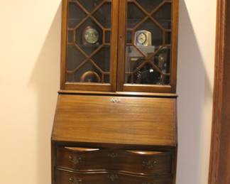 Federal Display Cabinet Desk