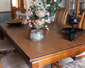 Imperial Glassware, Florals, Golden Bowl on top of the Table
