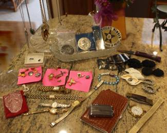 Ronson Varaflame Jet Lighter and Cigarette Case, Pins, Necklaces, Lion Bracelet, Pulsar & Citizen Watches, Shoe Clips, Golf Items, Waterford Ornament, Druzy