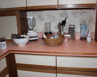 Electrical Blender, Grater, utensils, bowls, More