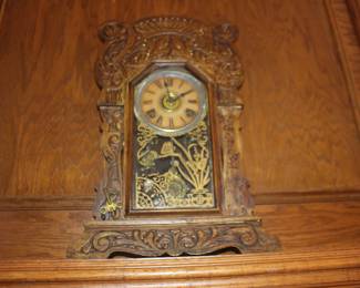 Gingerbread Mantle Clockmade in USA