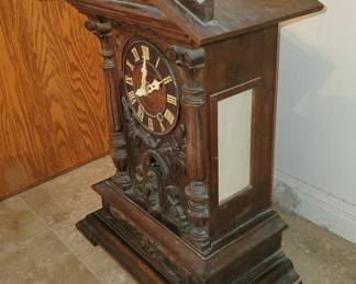 Black Forest trumpeter clock