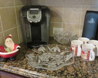 Keurig 2.0 coffee maker, Mikasa, Sakura Christmas mugs