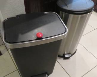 Kitchen trash cans