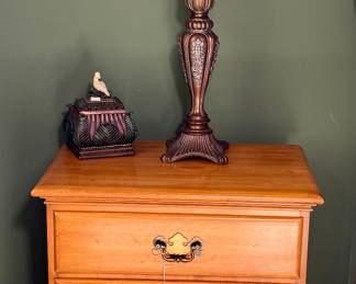 Maple Bedside Table 