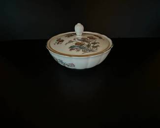 Wedgwood Kutani Crane Covered Vegetable Dish 