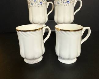 Set of 4 Vintage Marshall Fields Footed Mugs 