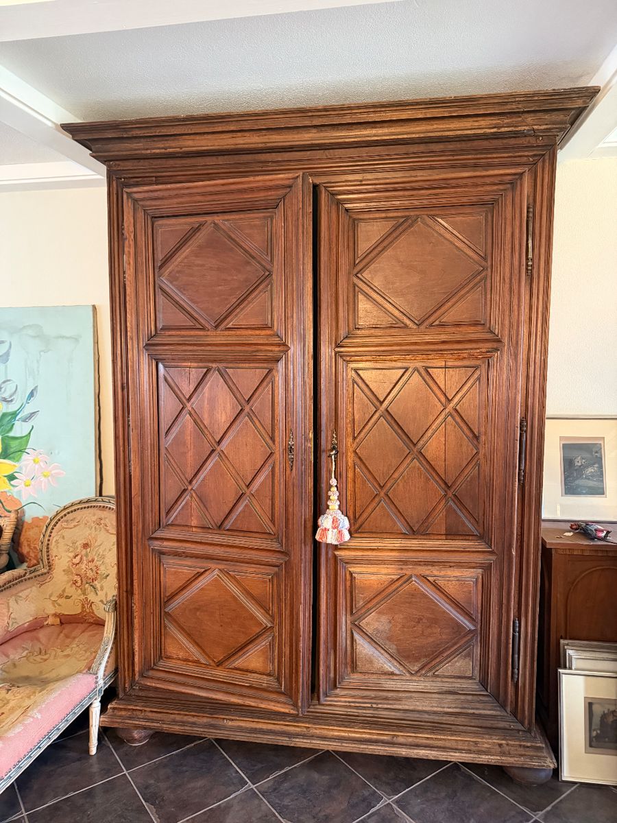 Purchase here: https://housefinch.com/collections/storage-organization/products/a-35