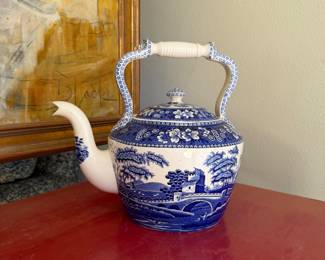 Purchase here: https://housefinch.com/products/a-11?_pos=3&_sid=039a49de9&_ss=r