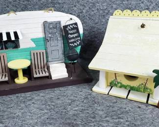 Novelty BirdhousesCamper, Beach House Cayman Islands Souvenir