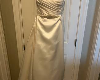 Wedding dress very beautiful 