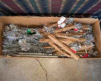 105 pom pom aluminum Christmas tree/ extra limbs for sparkler tree