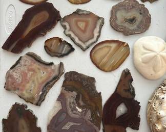 Geodes and Agate slices, other specimens.