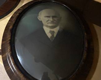 Antique Bubble Frames